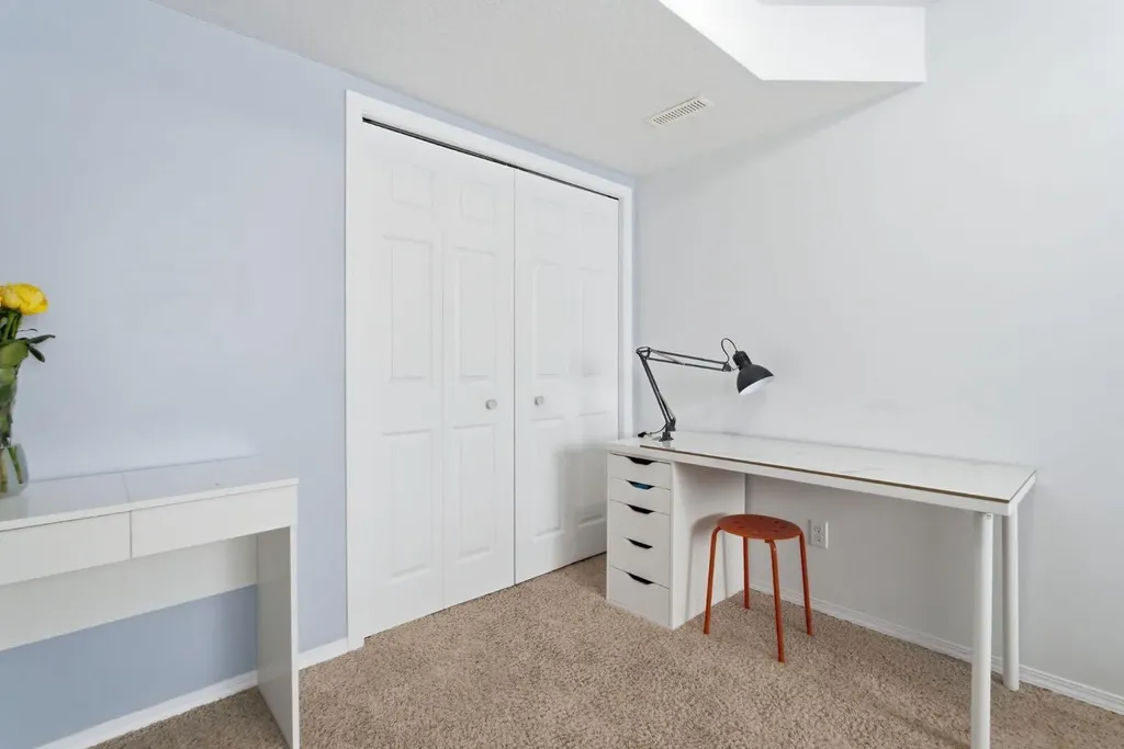 512 Panatella Square NW Calgary AB T3K 0T5