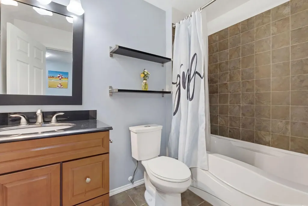 512 Panatella Square NW Calgary AB T3K 0T5
