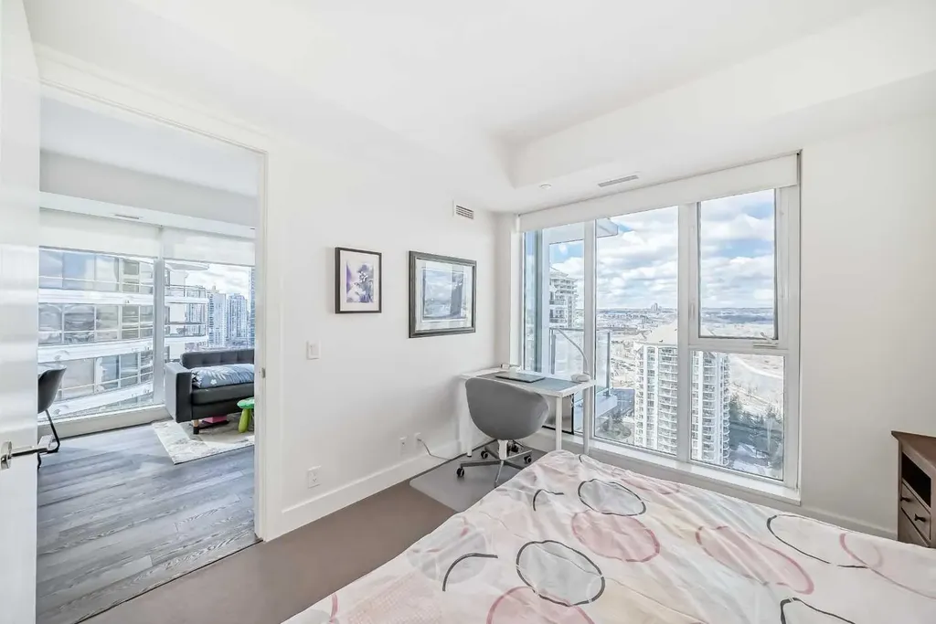 1025 5 Avenue SW Calgary AB T2P 1N4