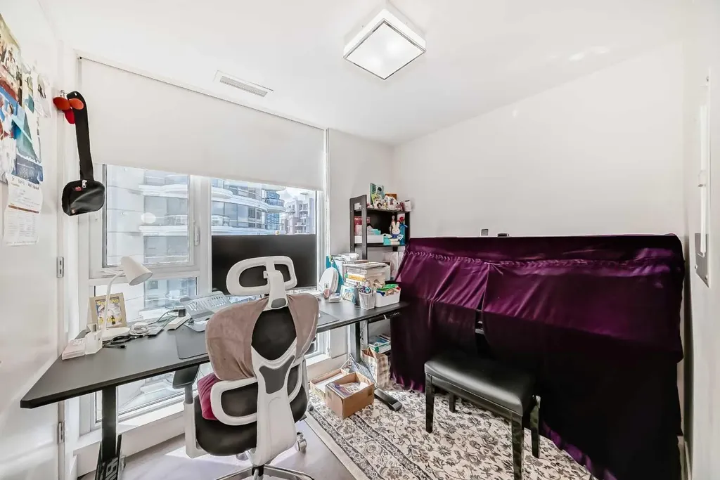 1025 5 Avenue SW Calgary AB T2P 1N4