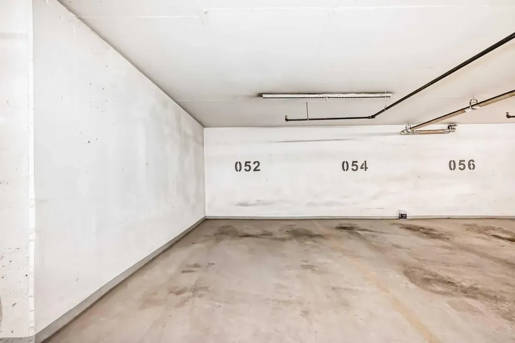1025 5 Avenue SW Calgary AB T2P 1N4