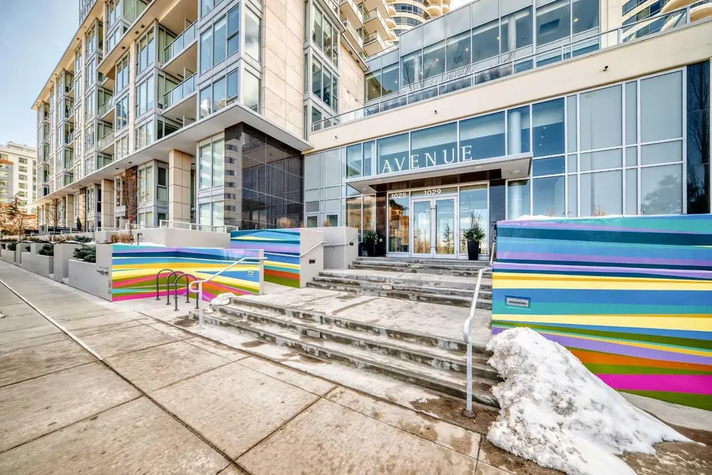 1025 5 Avenue SW Calgary AB T2P 1N4