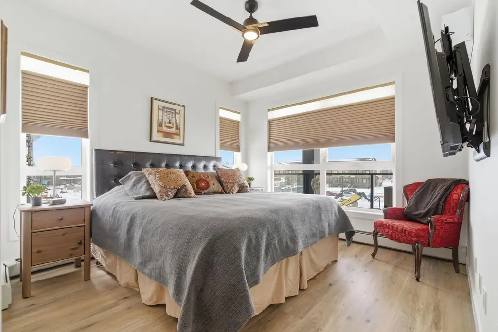 1802 Mahogany Boulevard SE Calgary AB T3M 4J2