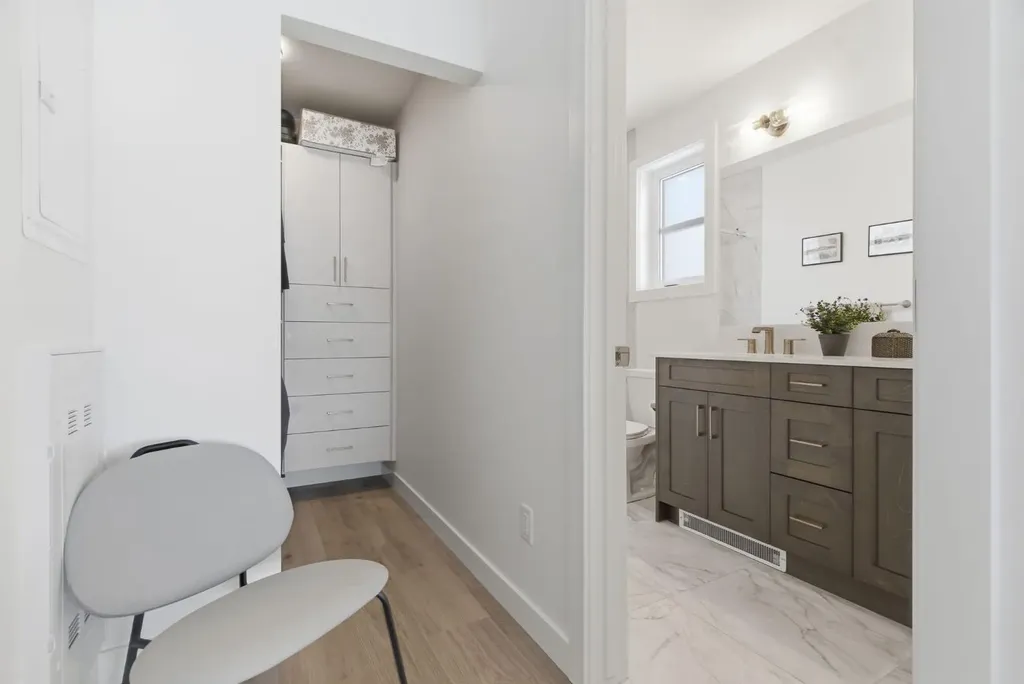 1802 Mahogany Boulevard SE Calgary AB T3M 4J2