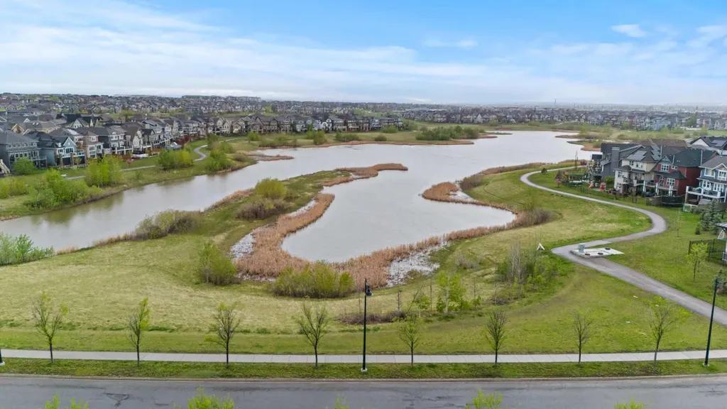 1802 Mahogany Boulevard SE Calgary AB T3M 4J2