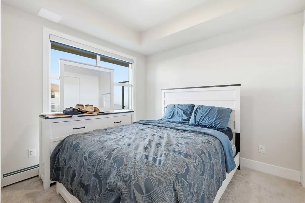 370 Dieppe Drive SW Calgary AB T3E0E6