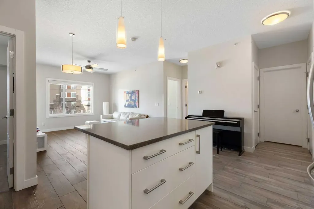 24 Sage Hill Terrace NW Calgary AB T3R 0W9