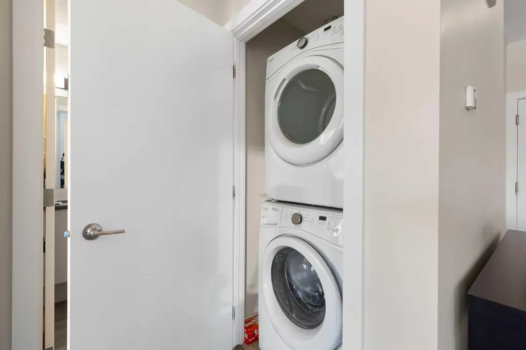 24 Sage Hill Terrace NW Calgary AB T3R 0W9
