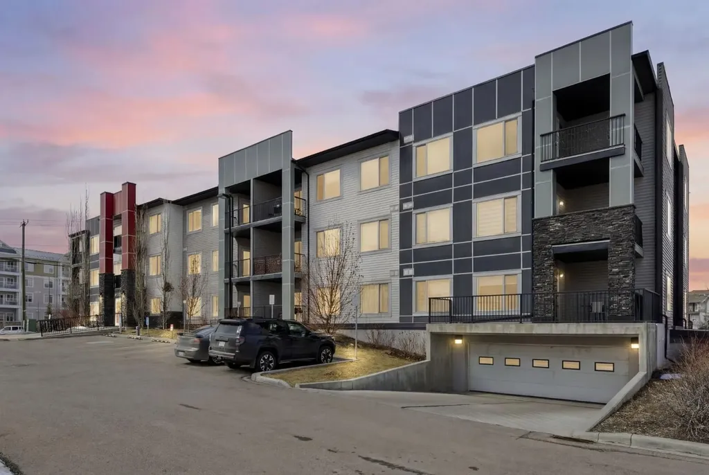 24 Sage Hill Terrace NW Calgary AB T3R 0W9