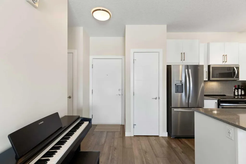 24 Sage Hill Terrace NW Calgary AB T3R 0W9