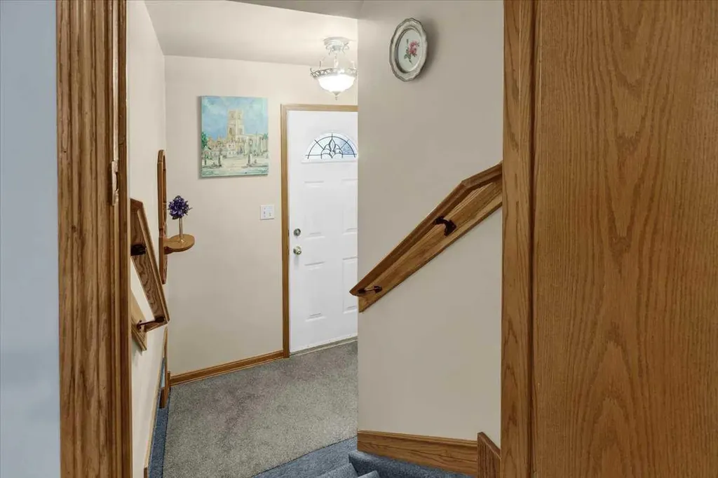 415 12 Street E Drumheller AB T0J 0Y5