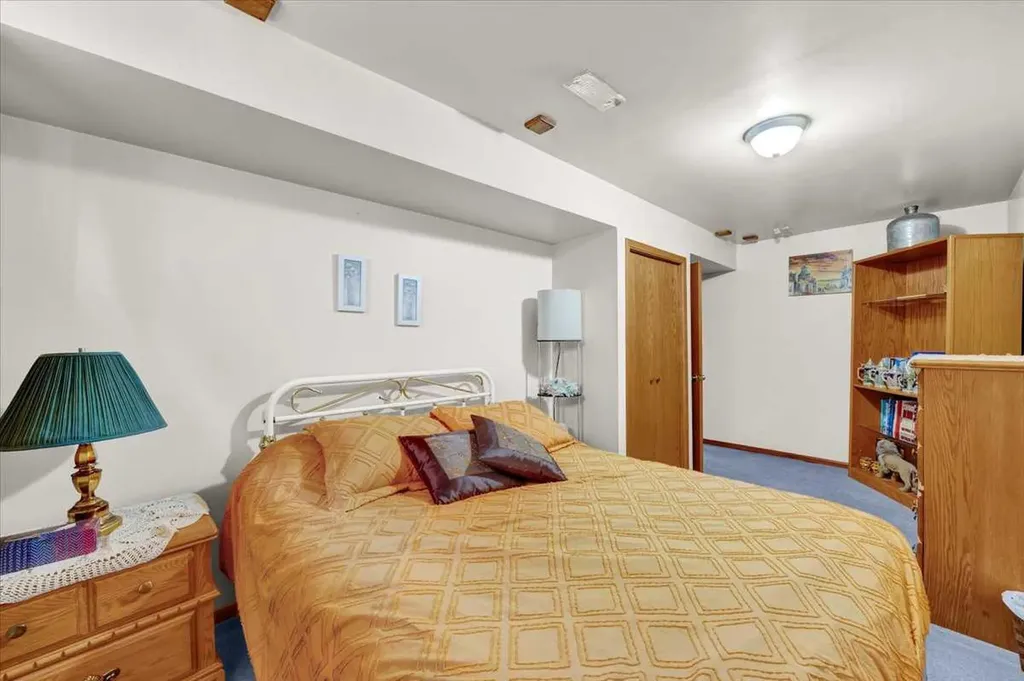 415 12 Street E Drumheller AB T0J 0Y5