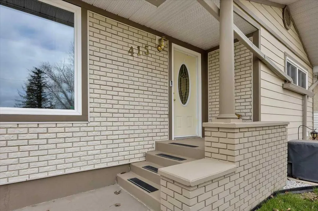415 12 Street E Drumheller AB T0J 0Y5