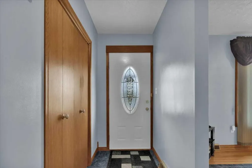 415 12 Street E Drumheller AB T0J 0Y5