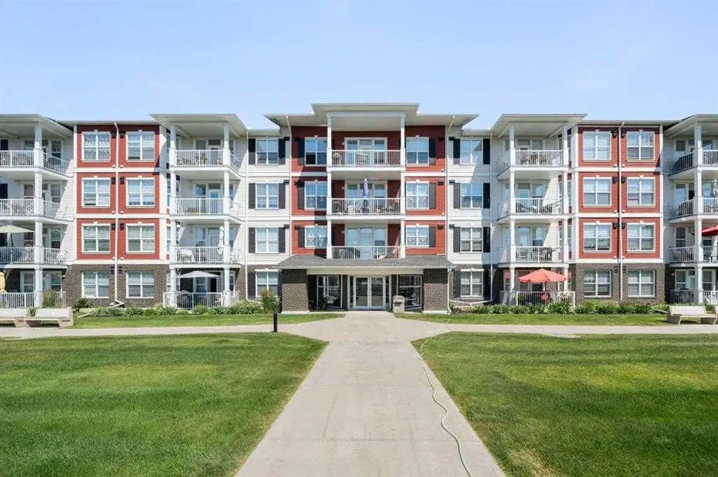 1 Crystal Green Lane Okotoks AB T1S 0C5