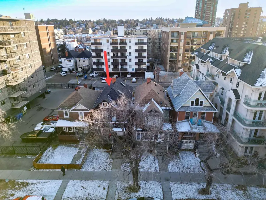 1225 13 Avenue SW Calgary AB T3C 0T2