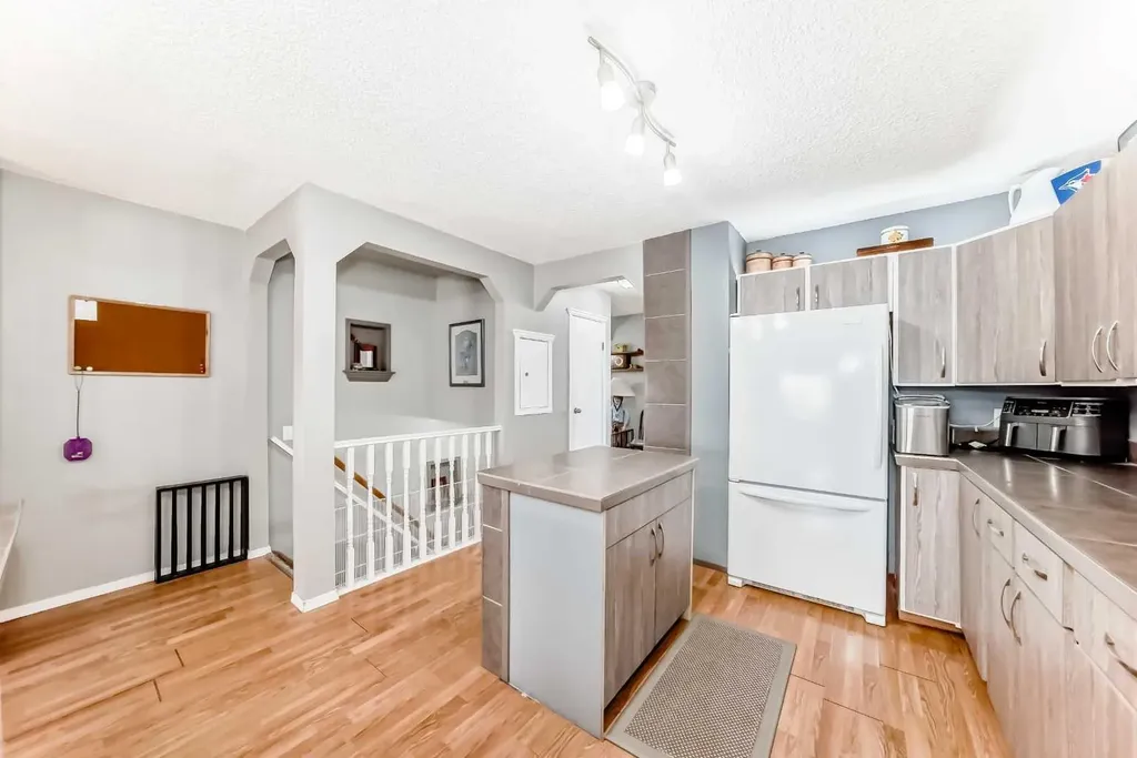 225019 Range Road 254 Rural Wheatland County AB T1P 0T1