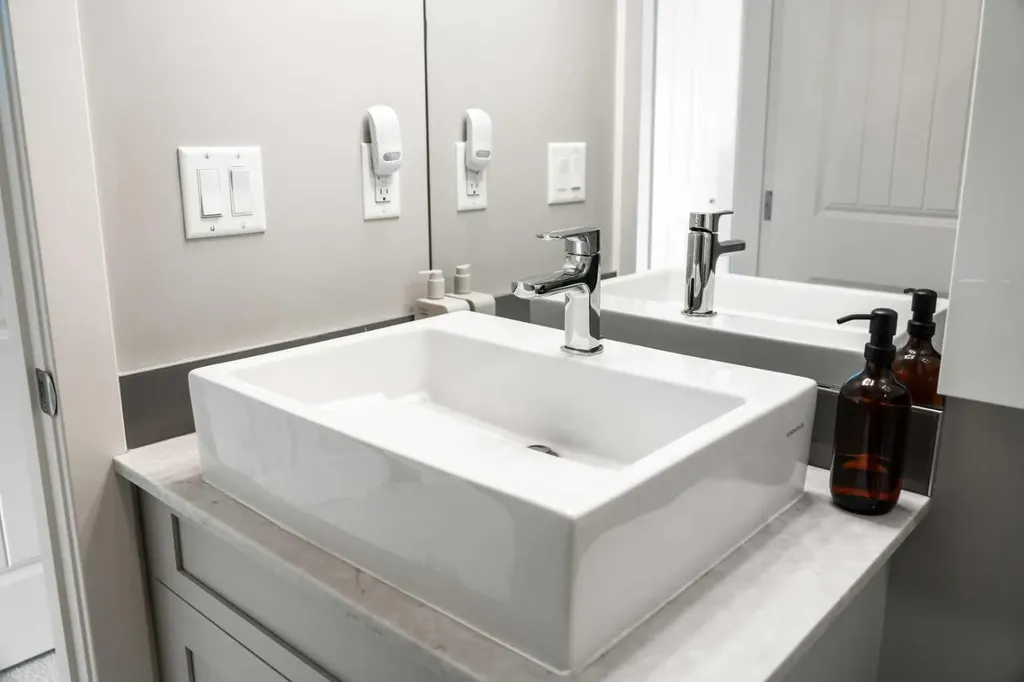 355 Nolancrest Heights NW Calgary AB T3R 0Z9