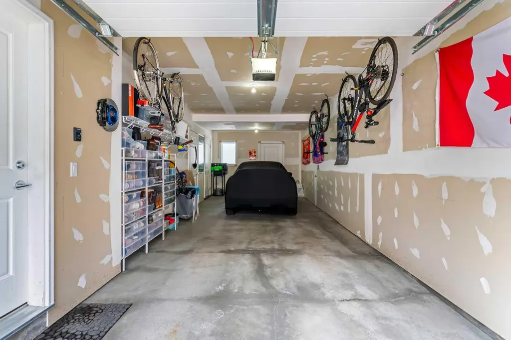 355 Nolancrest Heights NW Calgary AB T3R 0Z9