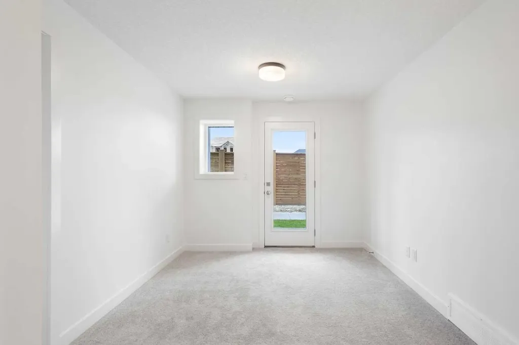 2117 81st Street SW Calgary AB T3H 6H5