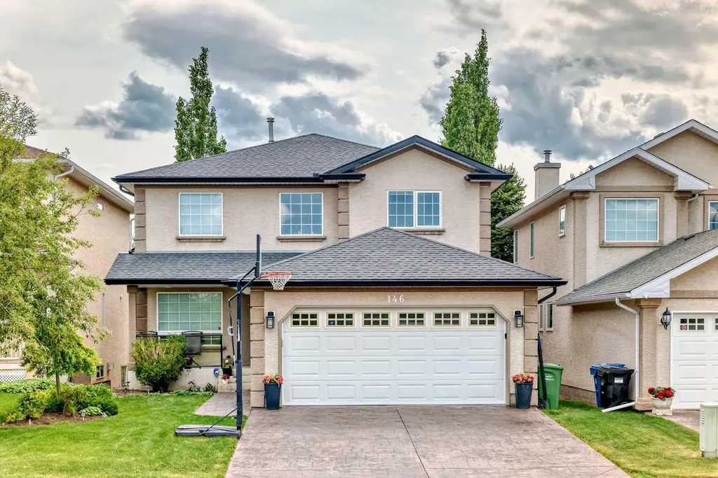 146 Scenic View Close Calgary AB T3L 1Z4