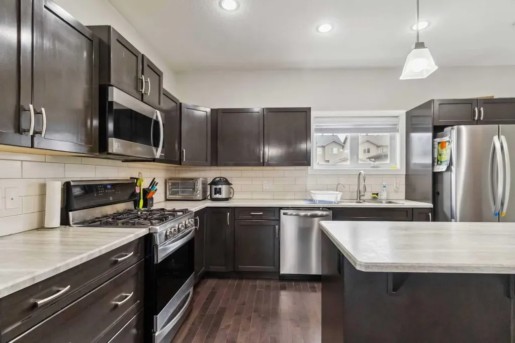 144 Huberman Way Fort Mcmurray AB T9K0Z9