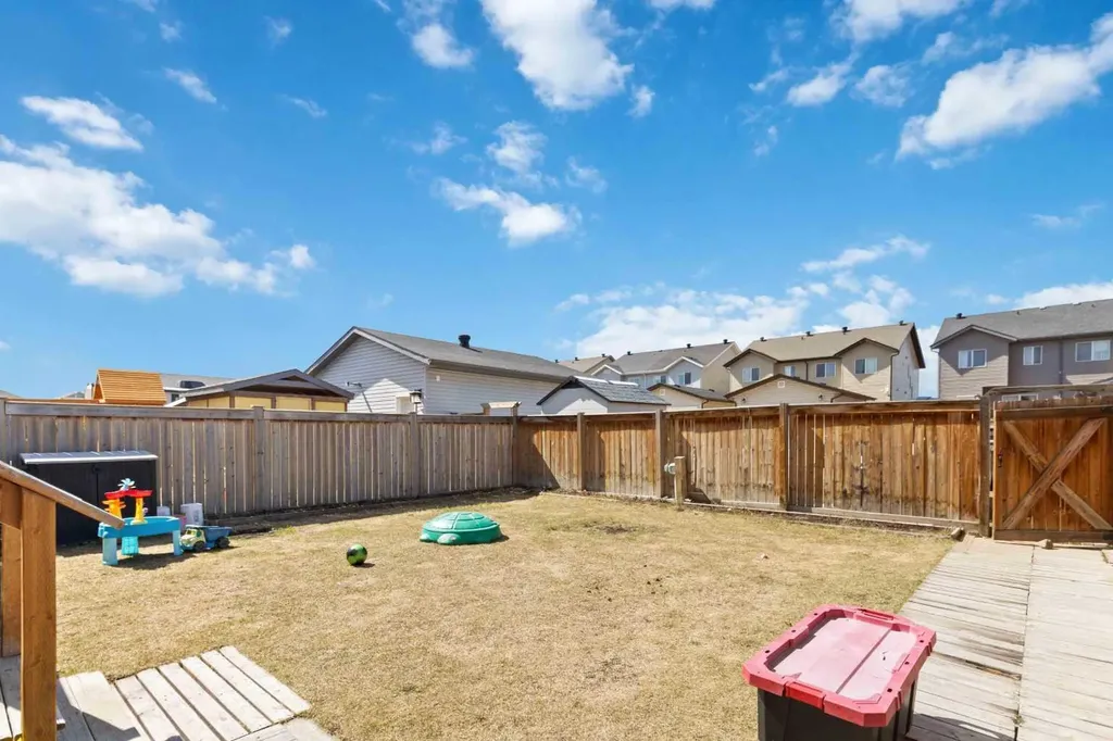 144 Huberman Way Fort Mcmurray AB T9K0Z9
