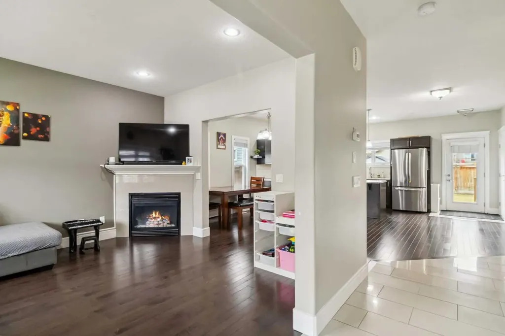 144 Huberman Way Fort Mcmurray AB T9K0Z9