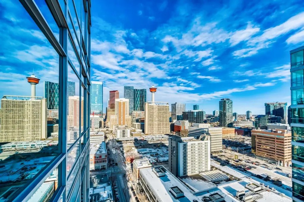 215 13 Avenue SW Calgary AB T2R0V6