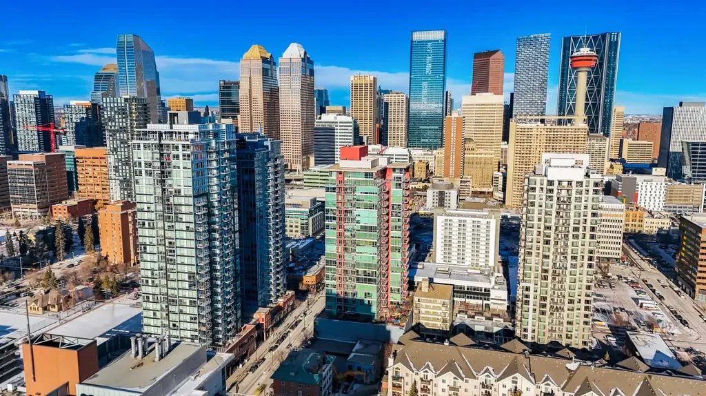 215 13 Avenue SW Calgary AB T2R0V6