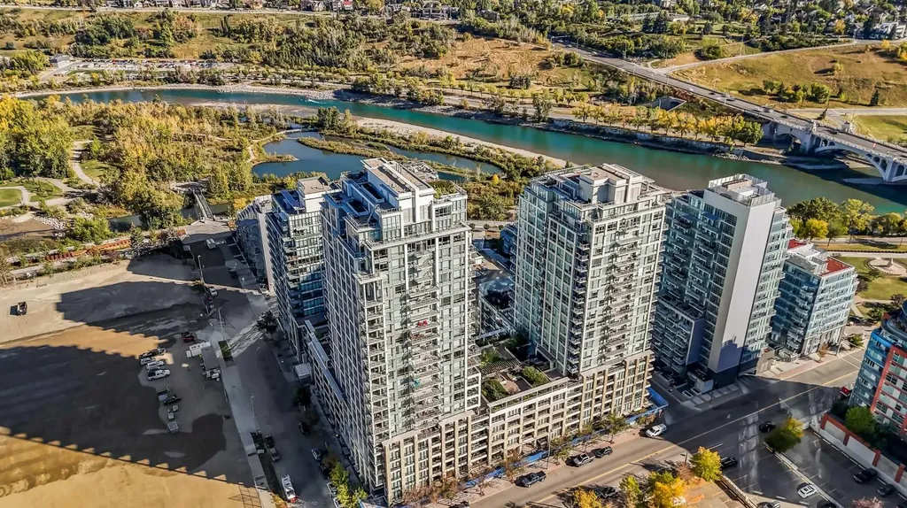 222 Riverfront Avenue SW Calgary AB T2P0X2