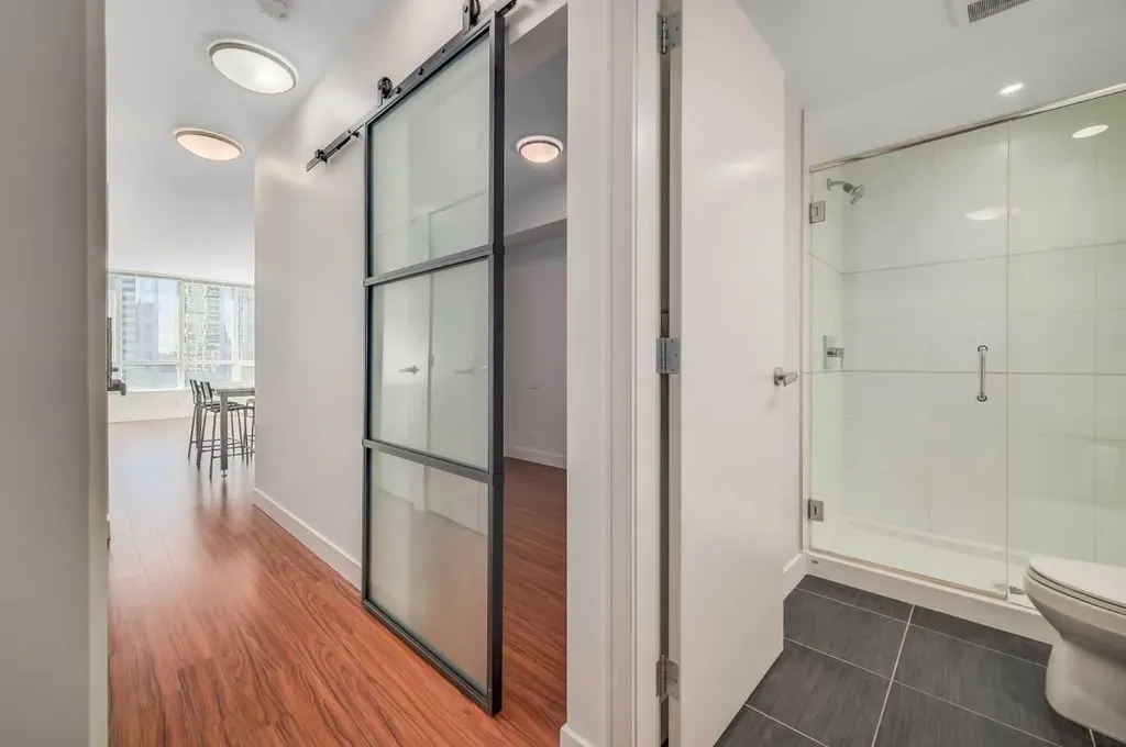 222 Riverfront Avenue SW Calgary AB T2P0X2