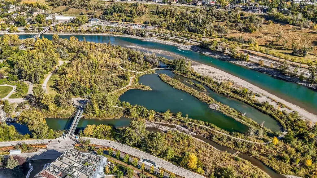222 Riverfront Avenue SW Calgary AB T2P0X2