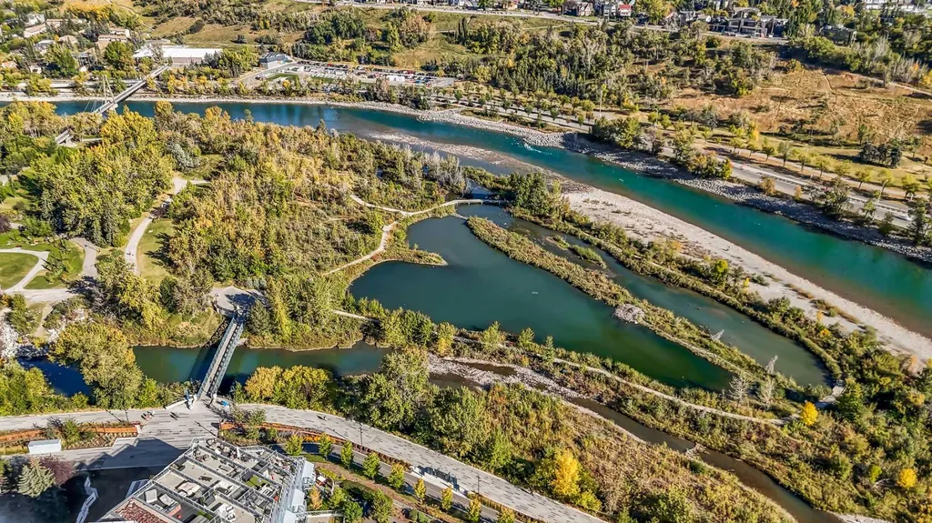 222 Riverfront Avenue SW Calgary AB T2P0X2