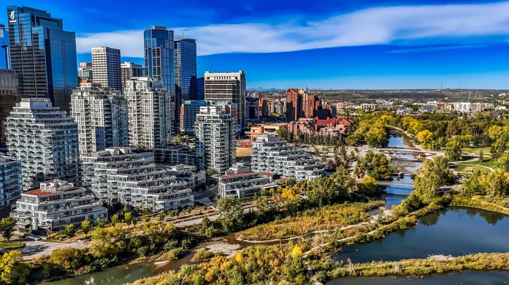 222 Riverfront Avenue SW Calgary AB T2P0X2