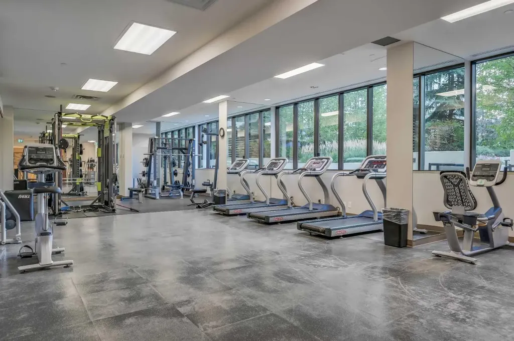 222 Riverfront Avenue SW Calgary AB T2P0X2