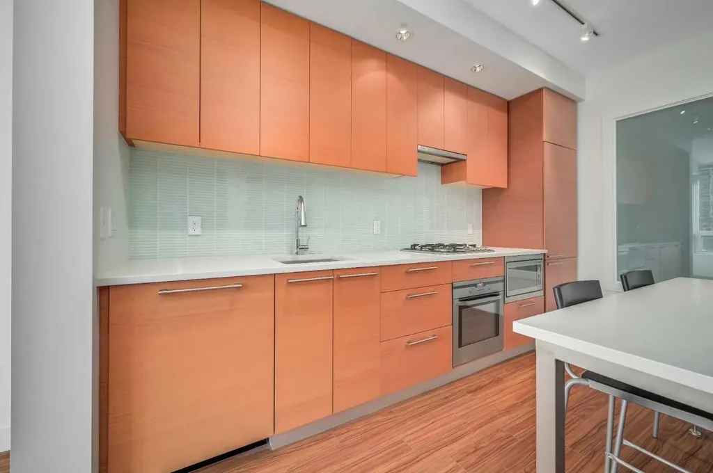 222 Riverfront Avenue SW Calgary AB T2P0X2
