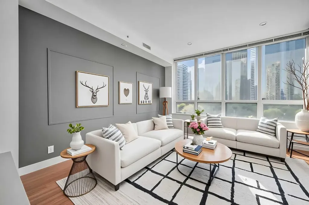 222 Riverfront Avenue SW Calgary AB T2P0X2