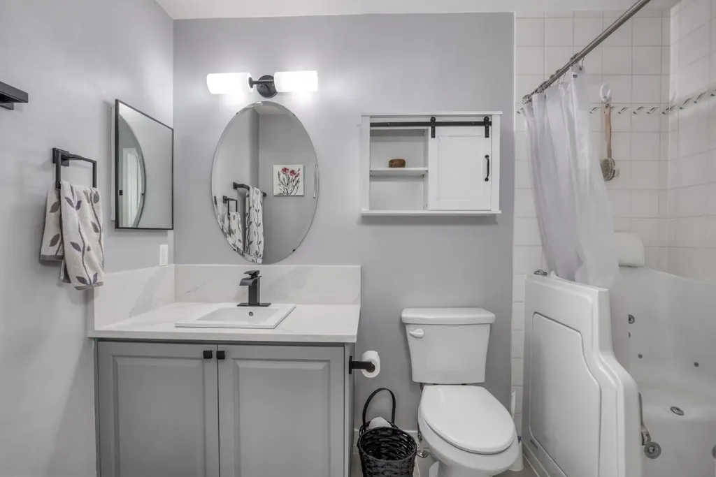 26 Quigley Drive Cochrane AB T4C 1M2