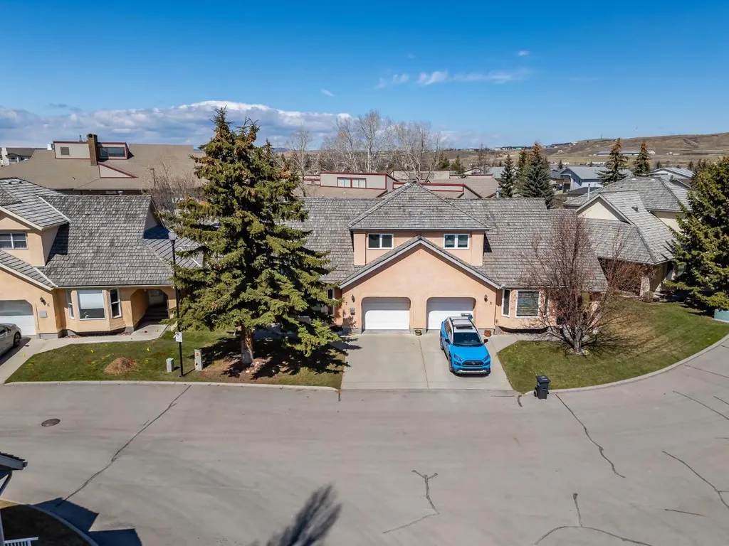 26 Quigley Drive Cochrane AB T4C 1M2