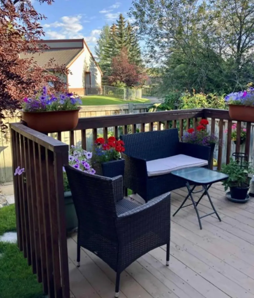 26 Quigley Drive Cochrane AB T4C 1M2