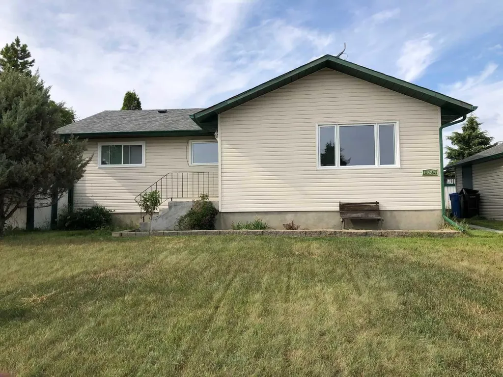 11304 108 Avenue Fairview AB T0H 1L0