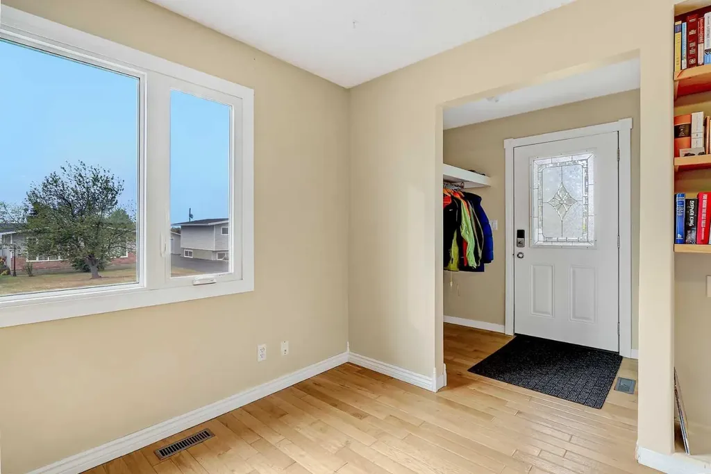 11304 108 Avenue Fairview AB T0H 1L0
