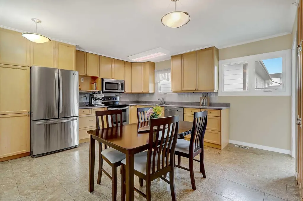 11304 108 Avenue Fairview AB T0H 1L0