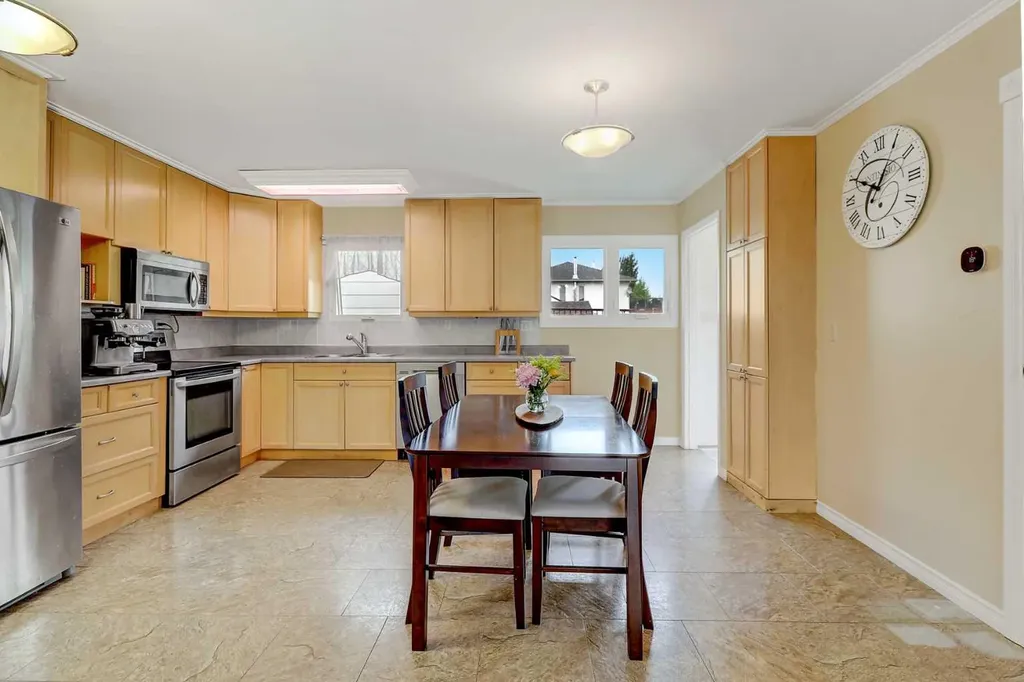 11304 108 Avenue Fairview AB T0H 1L0