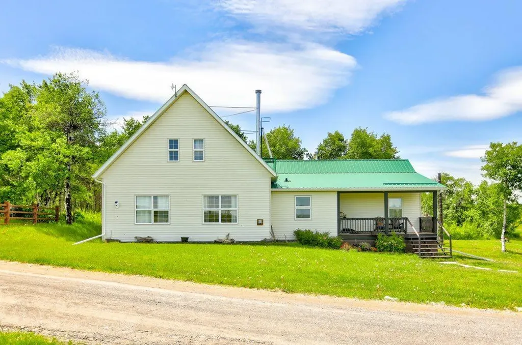 6019 Rge Road 2 - 1 A Rural Pincher Creek No. 9 M.d. Of AB T0K 1W0