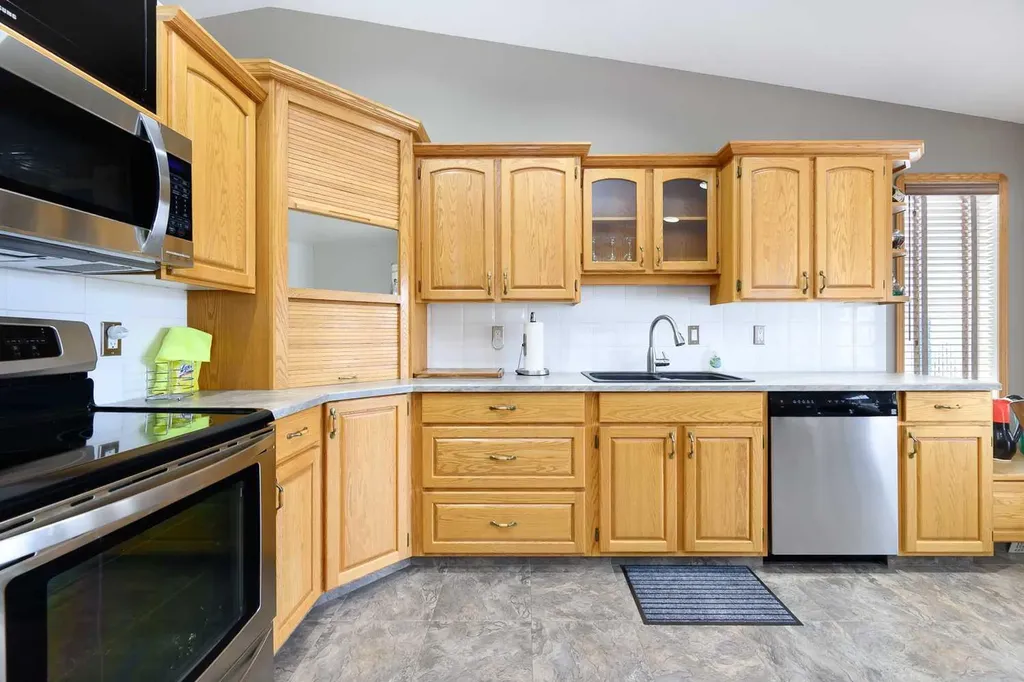 76 Reichley Street Red Deer AB T4P 3S3
