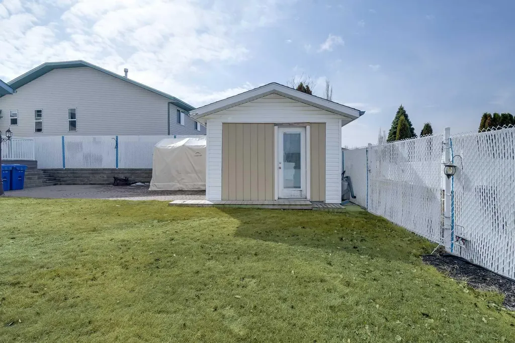 76 Reichley Street Red Deer AB T4P 3S3