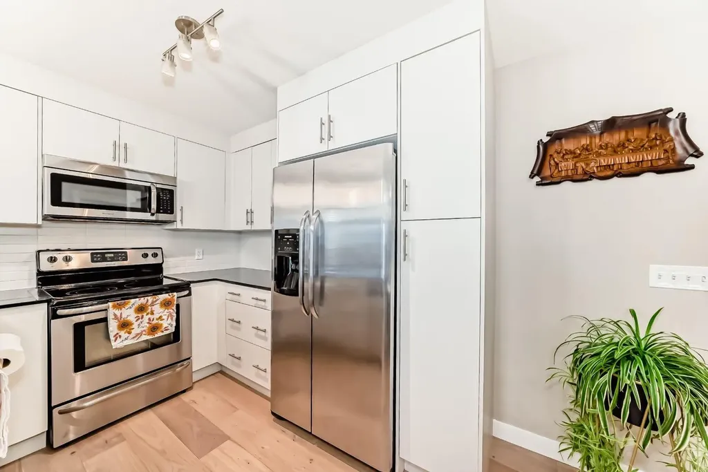 240 Skyview Ranch Road NE Calgary AB T3N 0P4