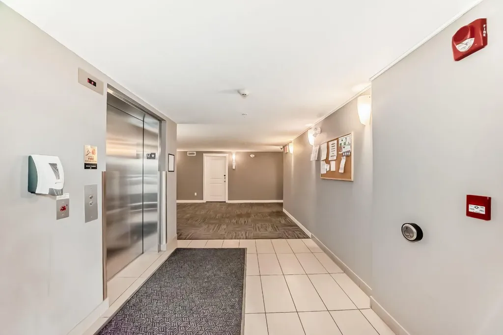 240 Skyview Ranch Road NE Calgary AB T3N 0P4